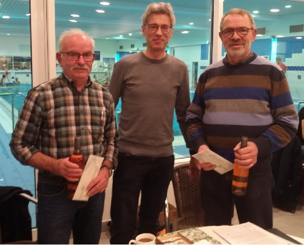 Reinhard Lücht (links) und Klaus rehermenn (rechts) zusammen mit unserem 2. Vorsitzenden bei der Übergabefeier